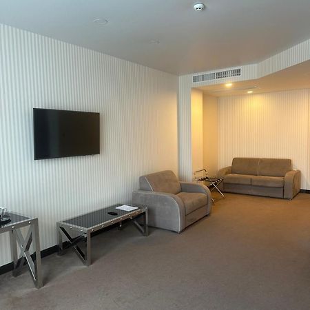 Maristella Marine Residense Hotel Apartment Одесса Экстерьер фото