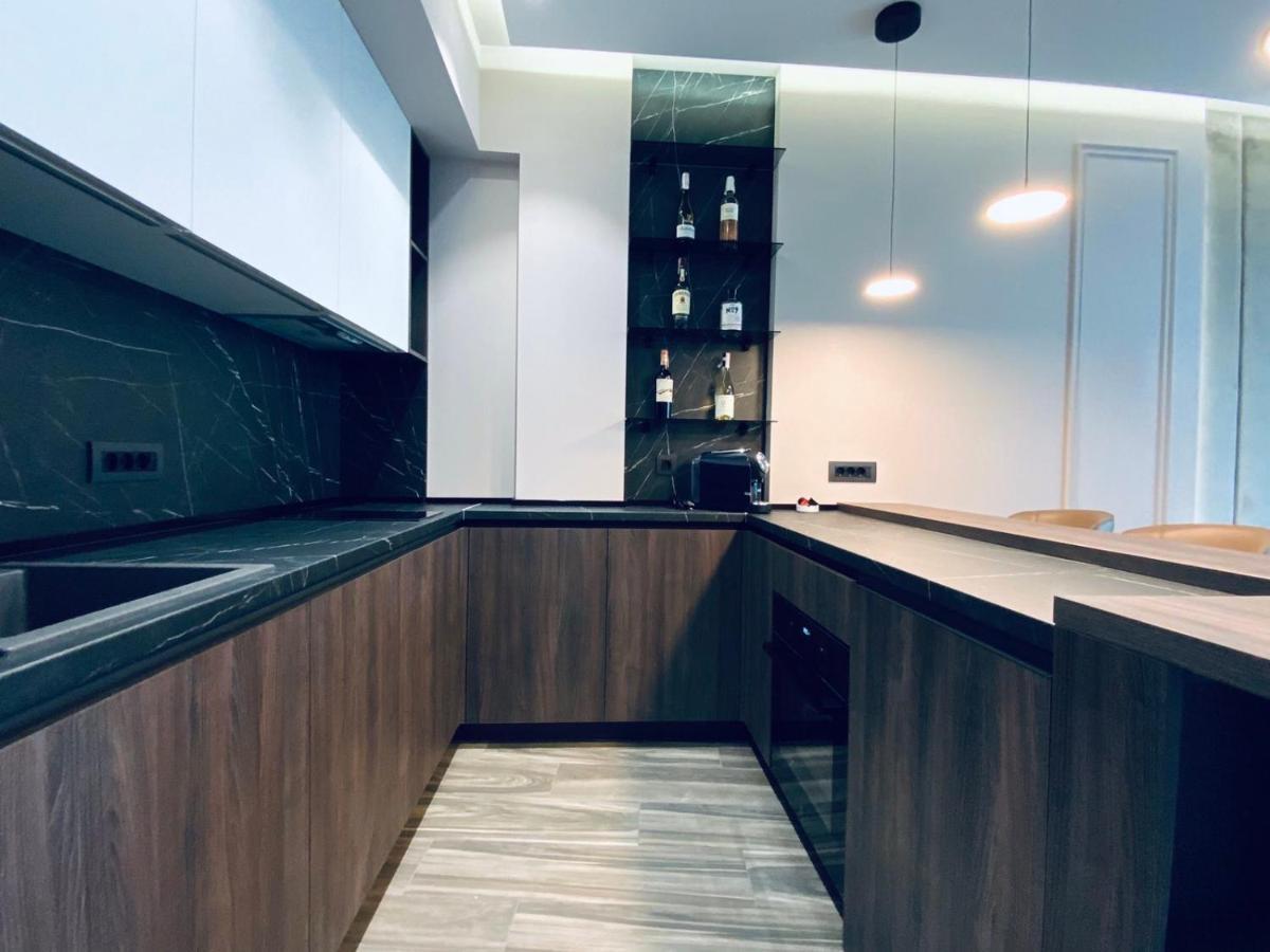 Maristella Marine Residense Hotel Apartment Одесса Экстерьер фото