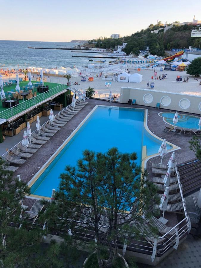 Maristella Marine Residense Hotel Apartment Одесса Экстерьер фото