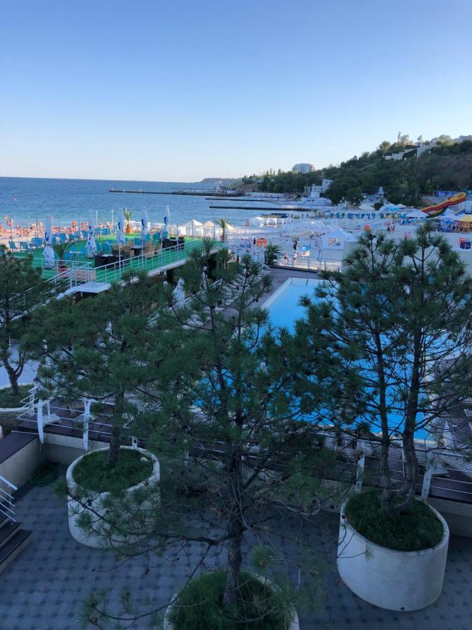 Maristella Marine Residense Hotel Apartment Одесса Экстерьер фото