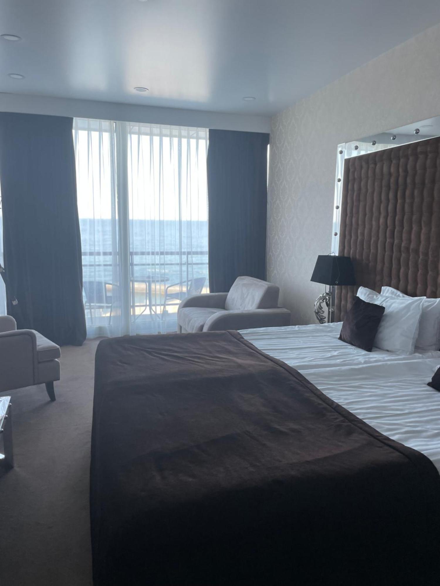Maristella Marine Residense Hotel Apartment Одесса Экстерьер фото